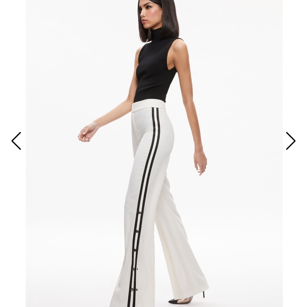 Alice + Olivia Black and White Wide Leg Pants Track size 10